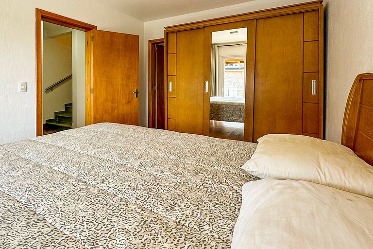 Casa Completa Triplex no Centro de Gramado