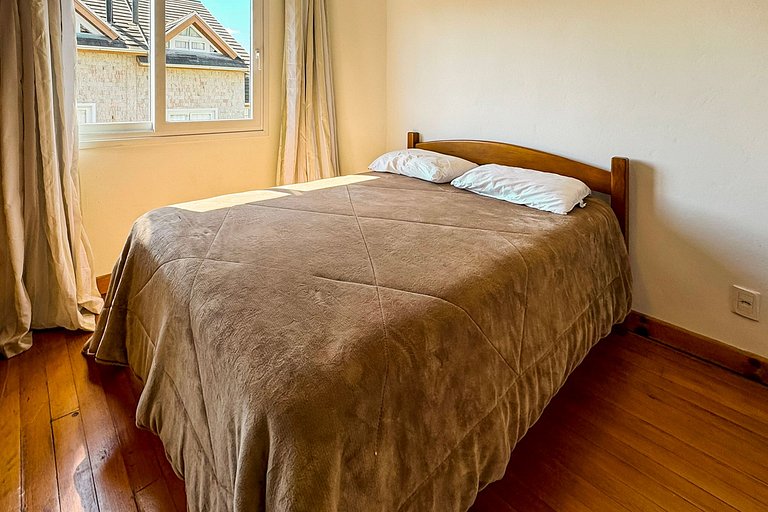 Casa Completa Triplex no Centro de Gramado