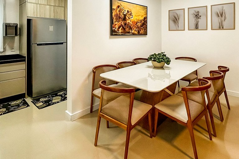Apartamento Luxuoso 1 Quadra do Mar em Itapema