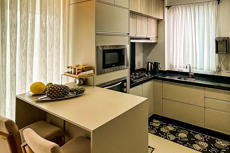 Apartamento Luxuoso 1 Quadra do Mar em Itapema