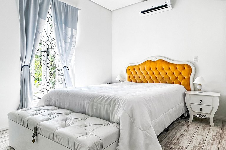 Casa Luxuosa com Hidromassagem em Gramado