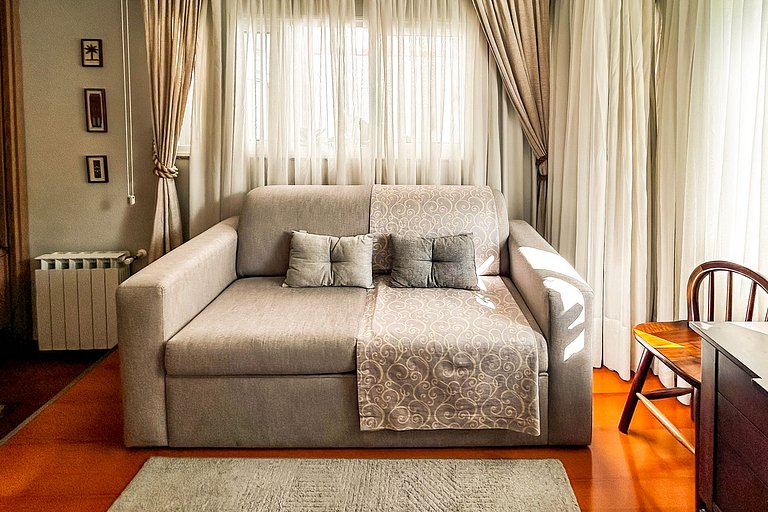 Apto no Centro de Gramado | Sauna, Hidro e Piscina