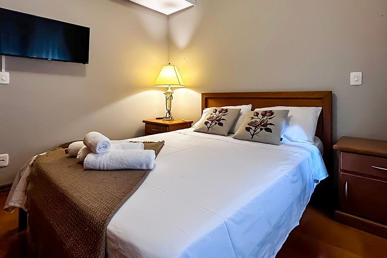 Apto no Centro de Gramado | Sauna, Hidro e Piscina