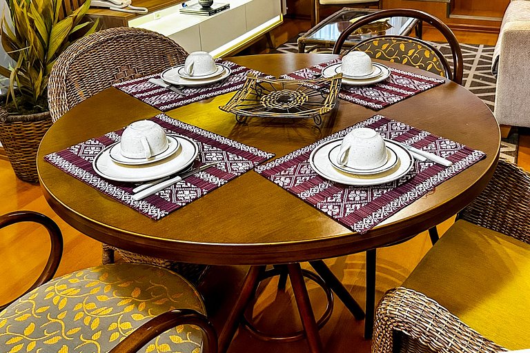 Apto no Centro de Gramado | Sauna, Hidro e Piscina