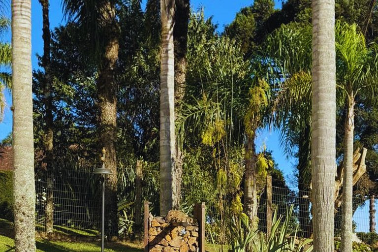 Apt no Centro de Gramado com Piscina aquecida e Hidro