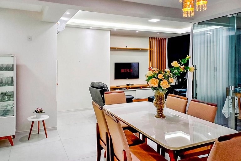 Apartamento 650 m da Praia em Itapema