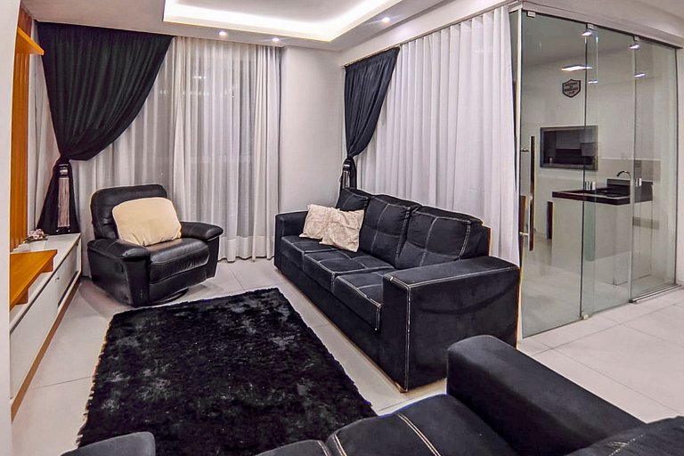 Apartamento 650 m da Praia em Itapema