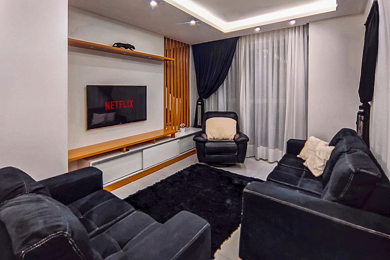 Apartamento 650 m da Praia em Itapema