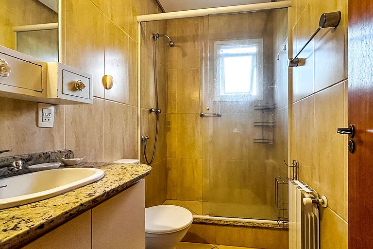 Apto Centro Gramado | Hidro, Piscina e Sauna