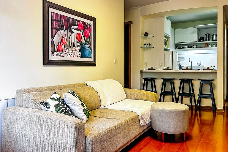 Studio no Centro de Gramado com Piscina Aquecida