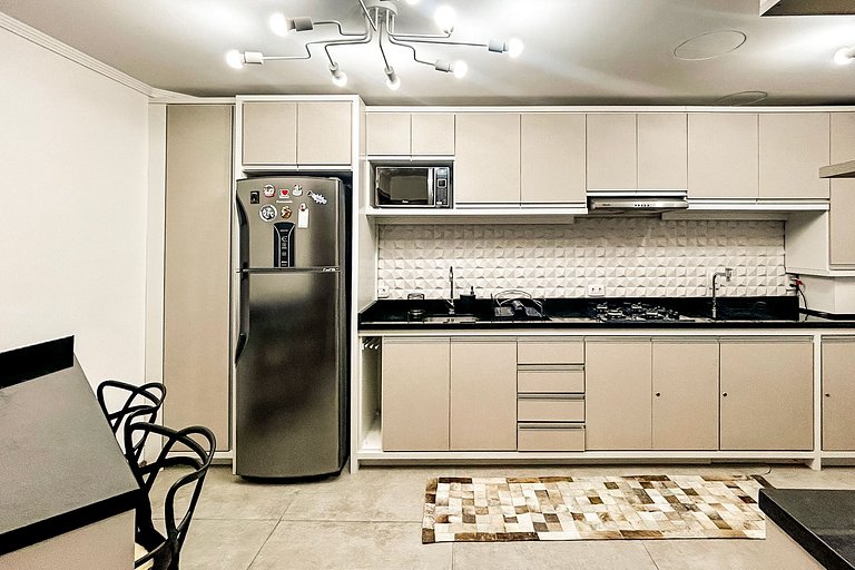 Apt Próximo à Rua Torta| Faça Tudo a Pé