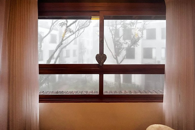 Apt em Frente à Rua Coberta| Faça Tudo a Pé