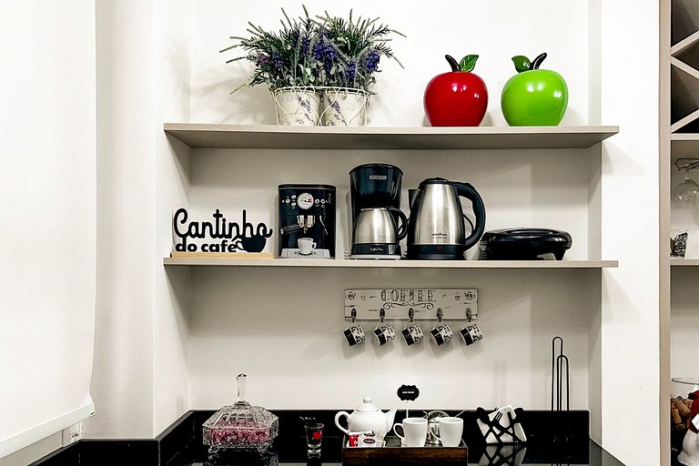 Apt em Frente à Rua Coberta| Faça Tudo a Pé