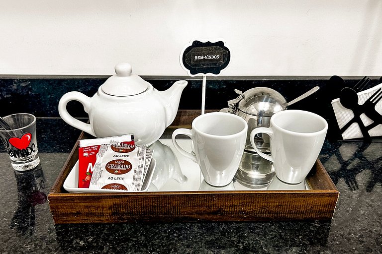 Apt em Frente à Rua Coberta| Faça Tudo a Pé