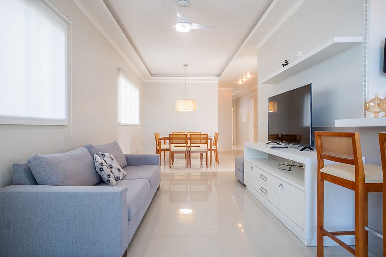 Apartamento com Vista para o Mar em Itapema