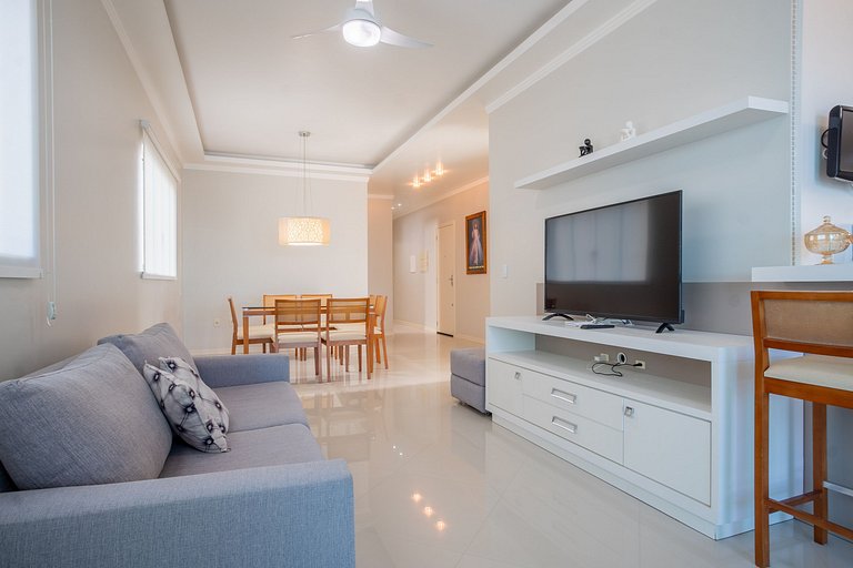 Apartamento com Vista para o Mar em Itapema