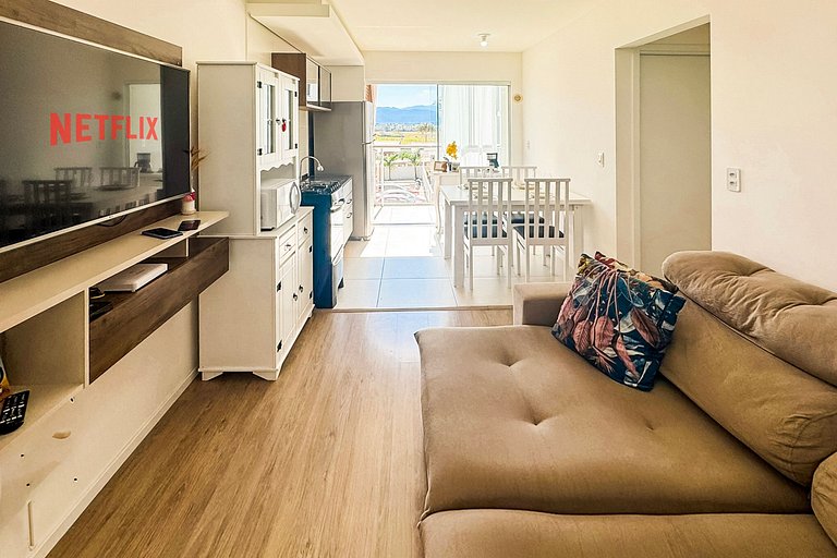 Apartamento com Piscina em Porto Belo