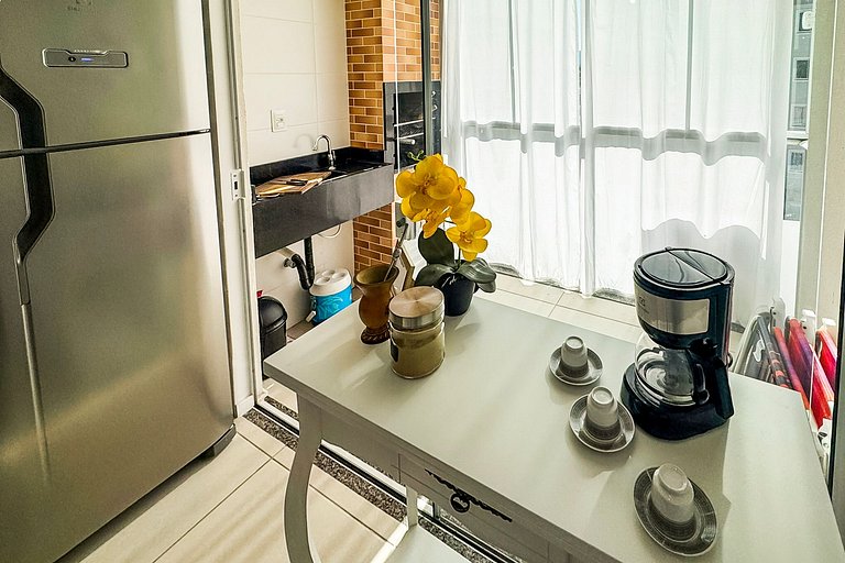Apartamento com Piscina em Porto Belo