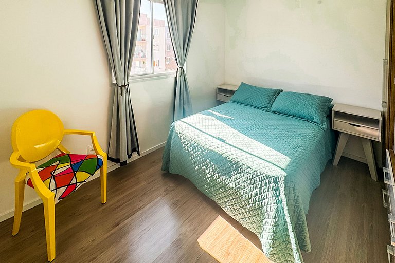 Apartamento com Piscina em Porto Belo