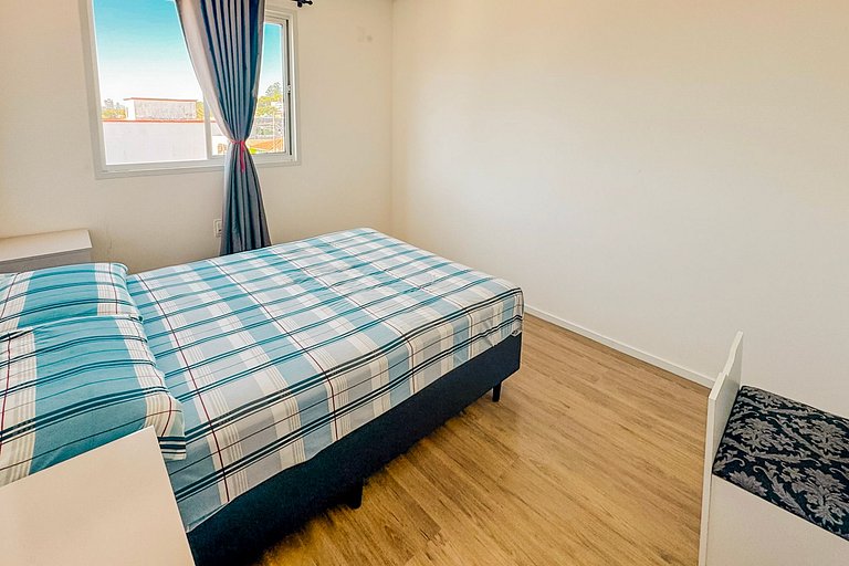 Apartamento com Piscina em Porto Belo