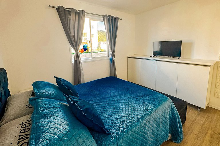 Apartamento com Piscina em Porto Belo