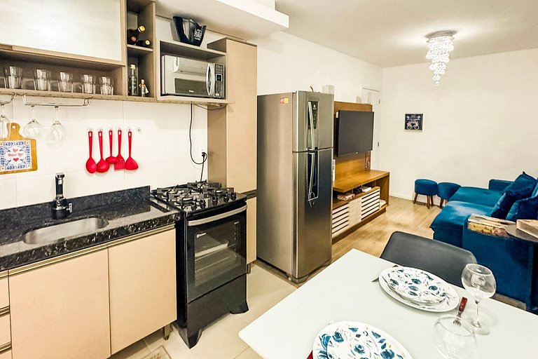 Apartamento com Piscina em Porto Belo