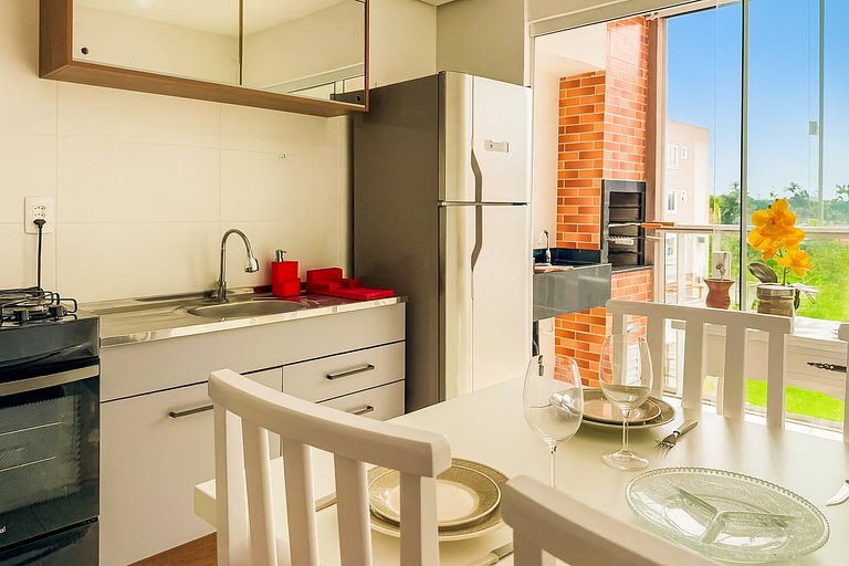 Apartamento com Piscina em Porto Belo