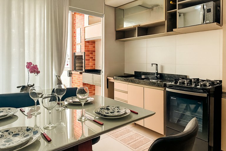 Apartamento com Piscina e Jacuzzi em Porto Belo