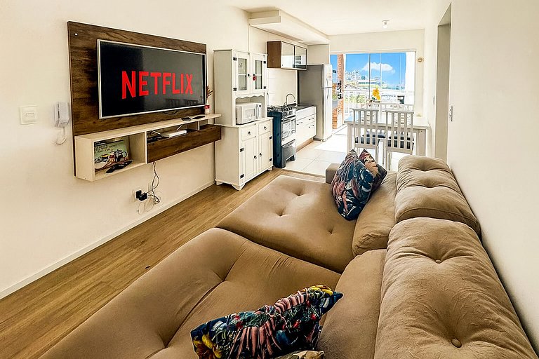 Apartamento com Piscina em Porto Belo