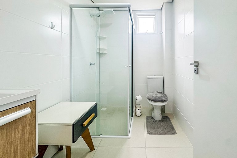 Apartamento com Piscina em Porto Belo