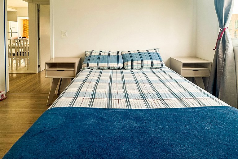 Apartamento com Piscina em Porto Belo