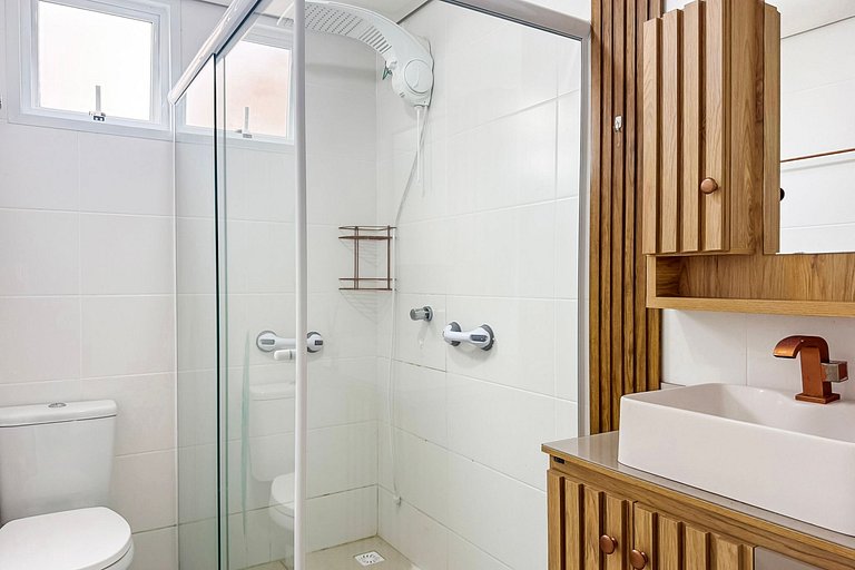 Apartamento com Piscina e Jacuzzi em Porto Belo