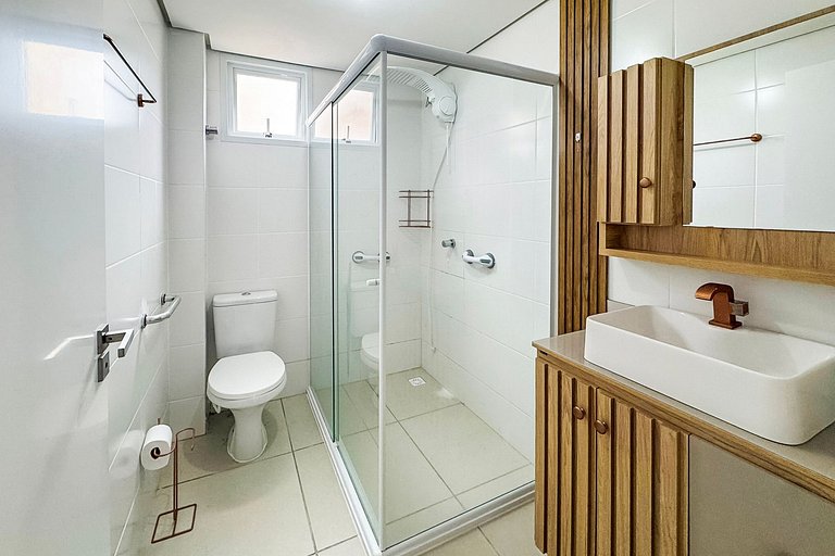 Apartamento com Piscina e Jacuzzi em Porto Belo