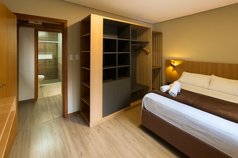 Studio Completo ao Lado do Lado Negro| Gramado