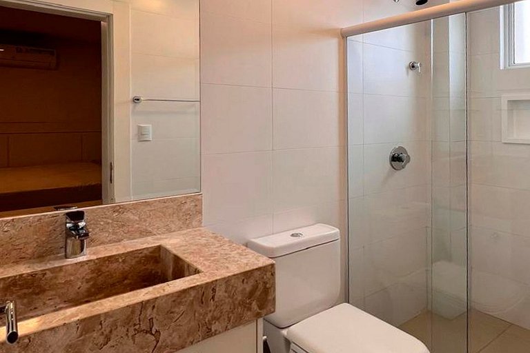 Apartamento Luxuoso 400 m do Mar em Itapema