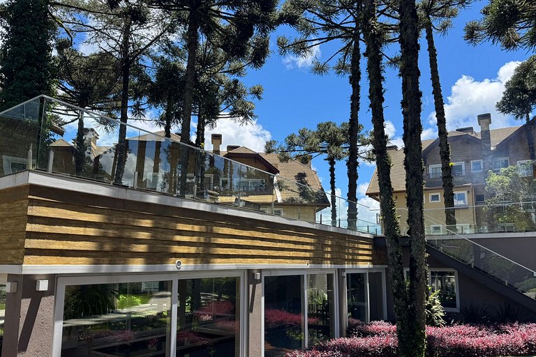 Apartamento com Piscina e Jacuzzi em Gramado