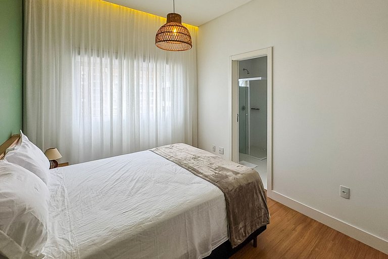 Apartamento 300 Metros do Mar em Itapema