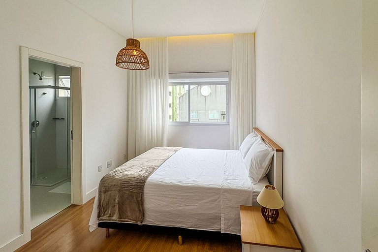 Apartamento 300 Metros do Mar em Itapema