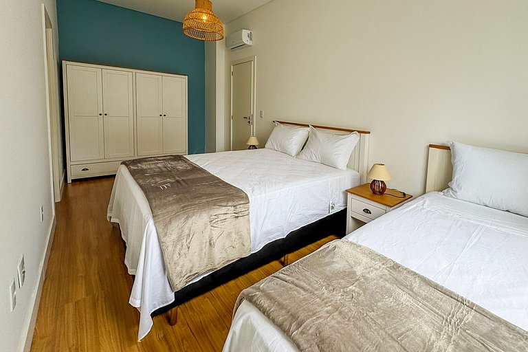 Apartamento 300 Metros do Mar em Itapema