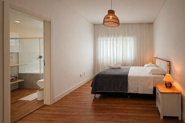 Apartamento 300 Metros do Mar em Itapema