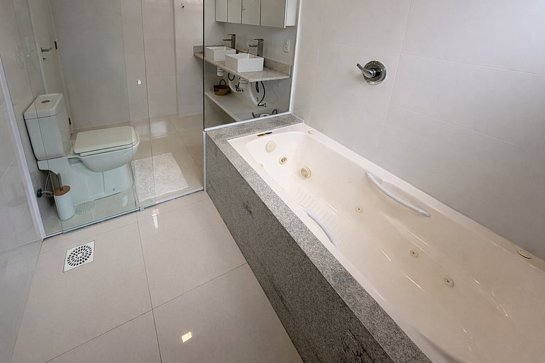 Apartamento 300 Metros do Mar em Itapema