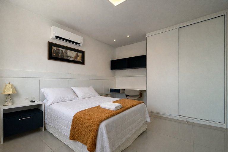 Apartamento Luxuoso 400 m do Mar em Itapema