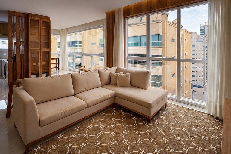 Apartamento 300 Metros do Mar em Itapema