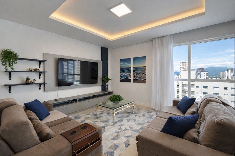 Apartamento Luxuoso 400 m do Mar em Itapema