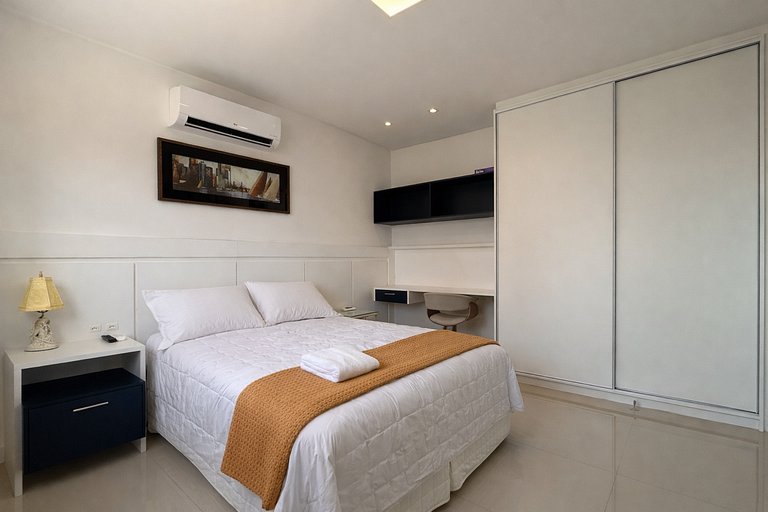 Apartamento Luxuoso 400 m do Mar em Itapema