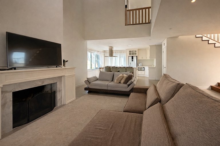 Casa no Vale das Colinas com lareira e conforto