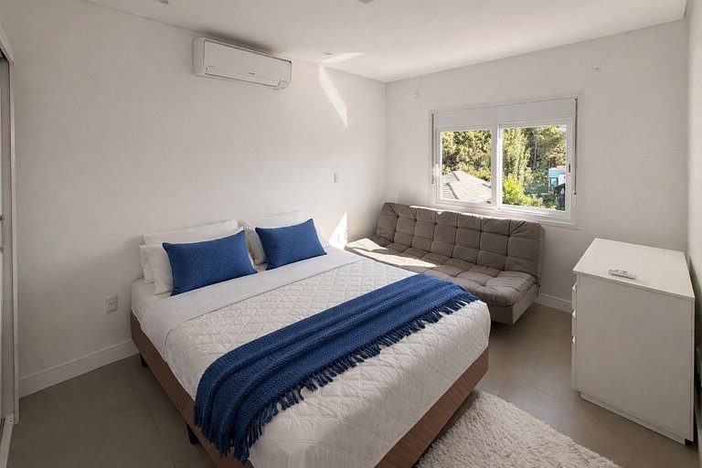 Casa no Vale das Colinas com lareira e conforto