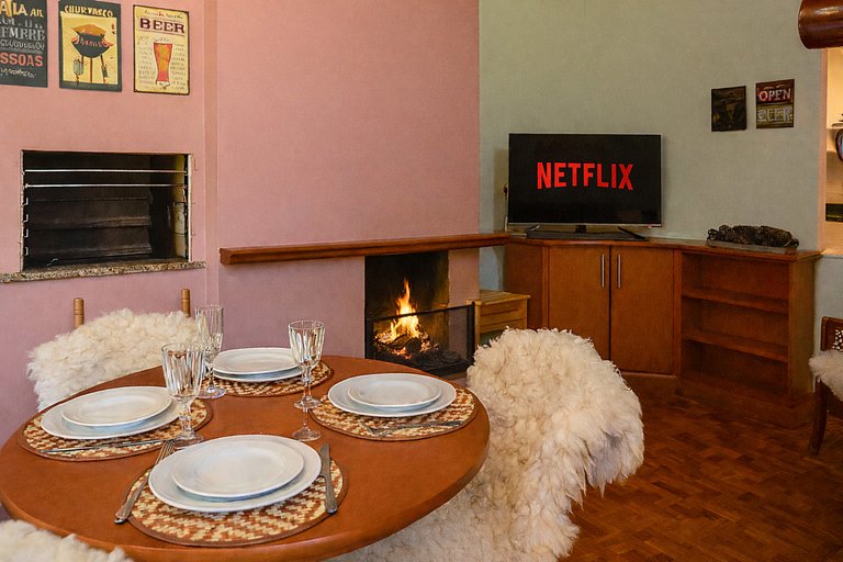 Studio Intimista com Lareira | Gramado