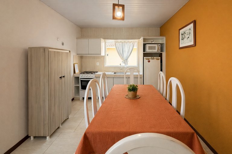 Apartamento 450 m da Praia em Porto Belo