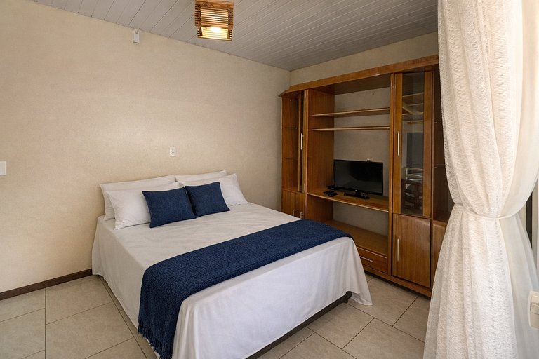 Apartamento 450 m da Praia em Porto Belo